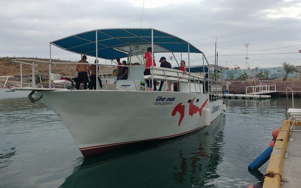 SCUBA boat of Club Hotel Cantamar, La Paz, BCS